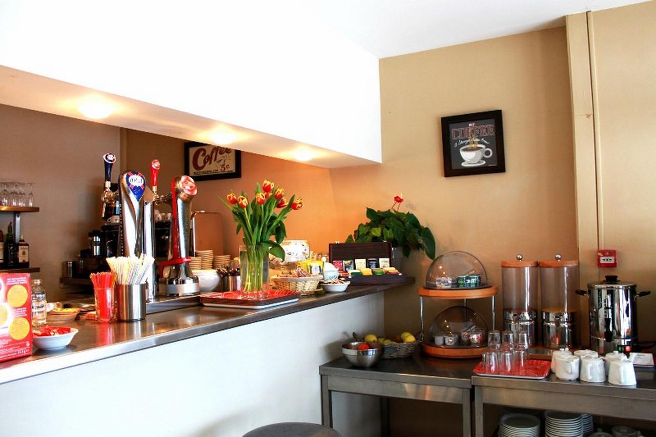 Hotel Le Richiardi Carqueiranne Buitenkant foto