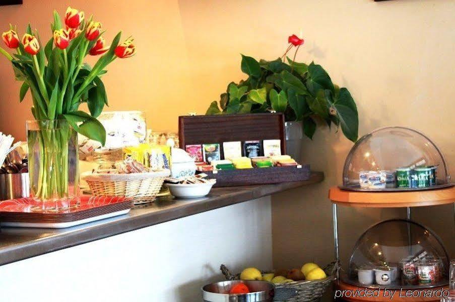 Hotel Le Richiardi Carqueiranne Buitenkant foto